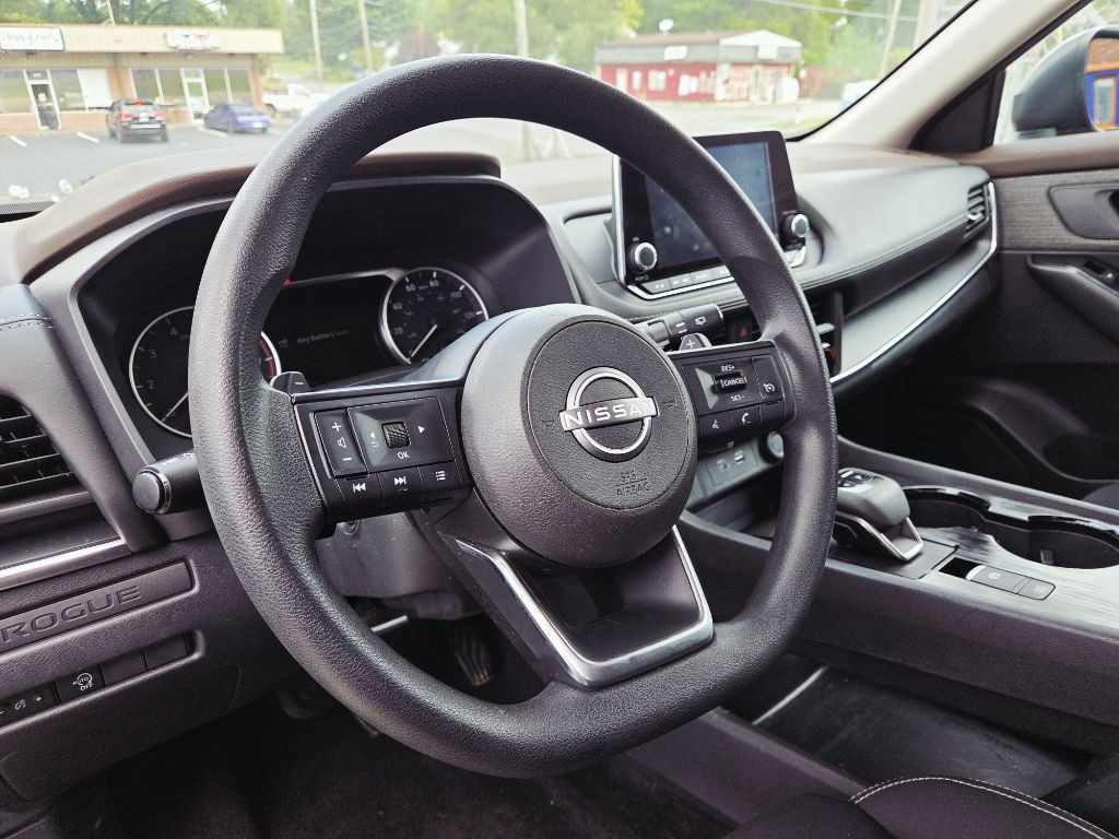 2023 Nissan Rogue Image 10