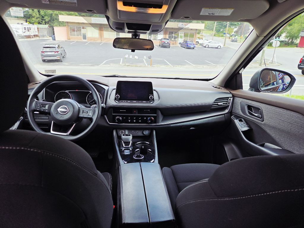 2023 Nissan Rogue Image 13