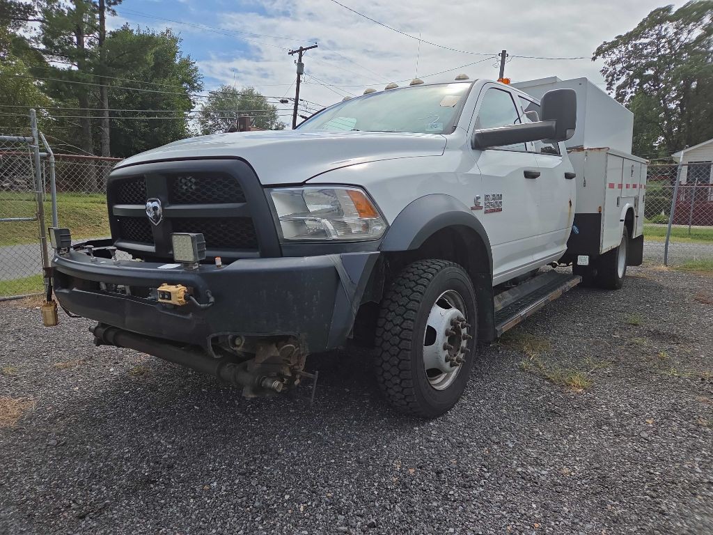 2015 RAM 5500 Image 2