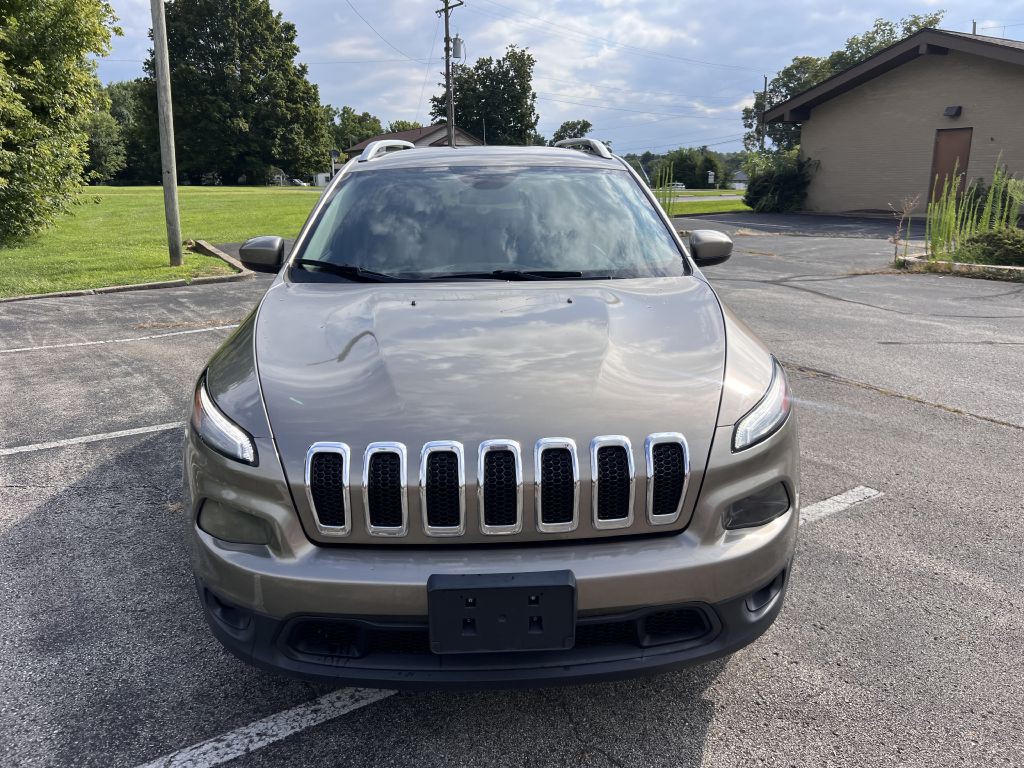 2017 Jeep Cherokee Image 2