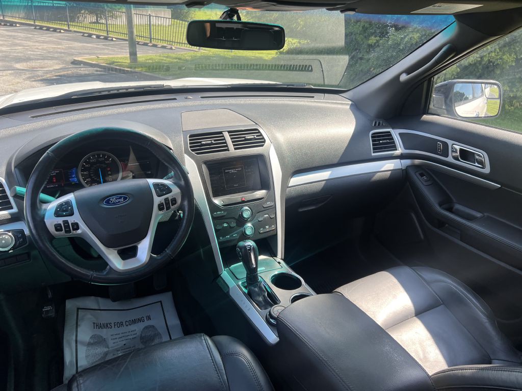2014 Ford Explorer Image 11
