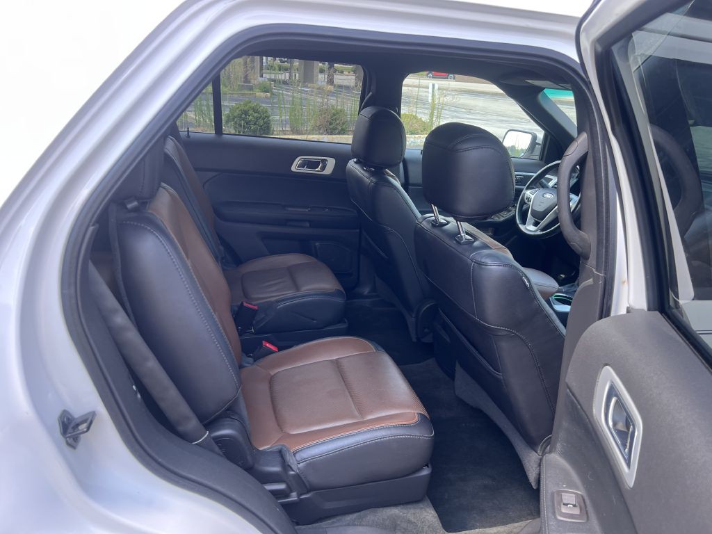 2014 Ford Explorer Image 14