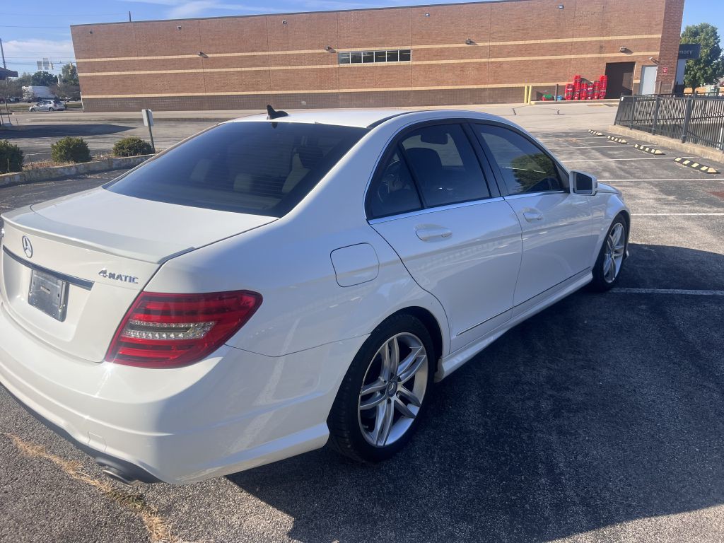 2013 Mercedes-Benz C-Class Image 5