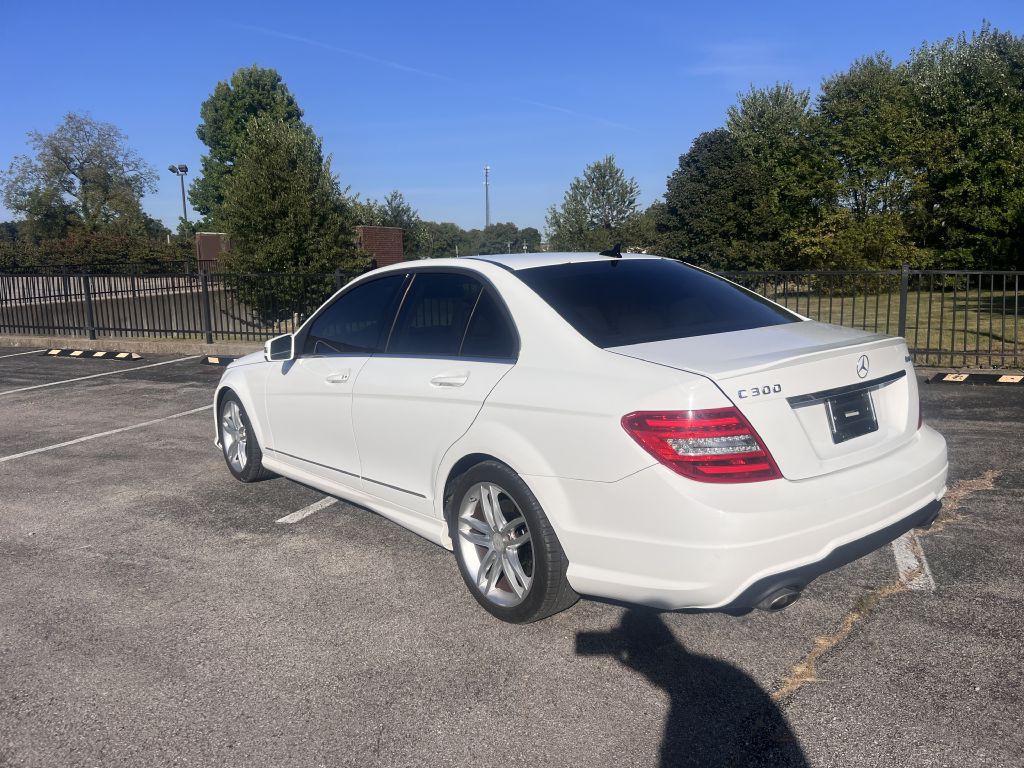 2013 Mercedes-Benz C-Class Image 7