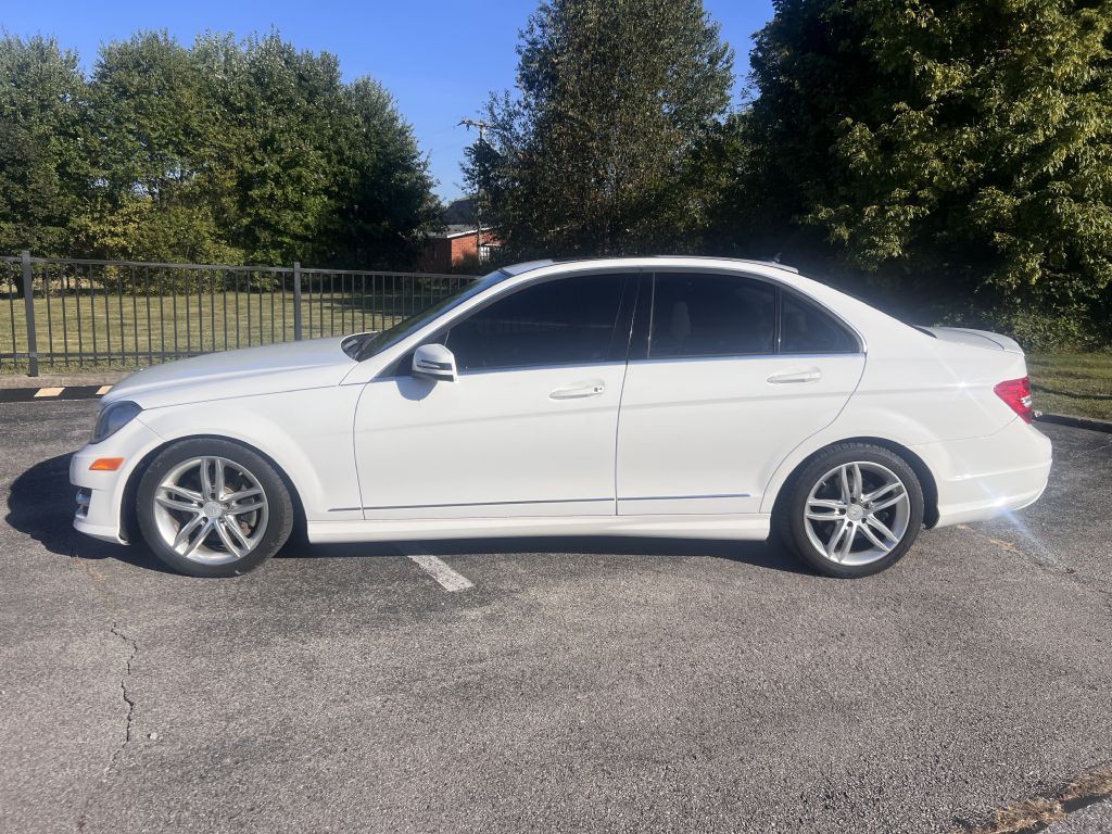 2013 Mercedes-Benz C-Class Image 8