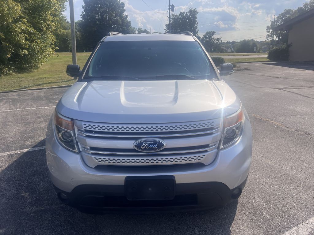 2013 Ford Explorer Image 2