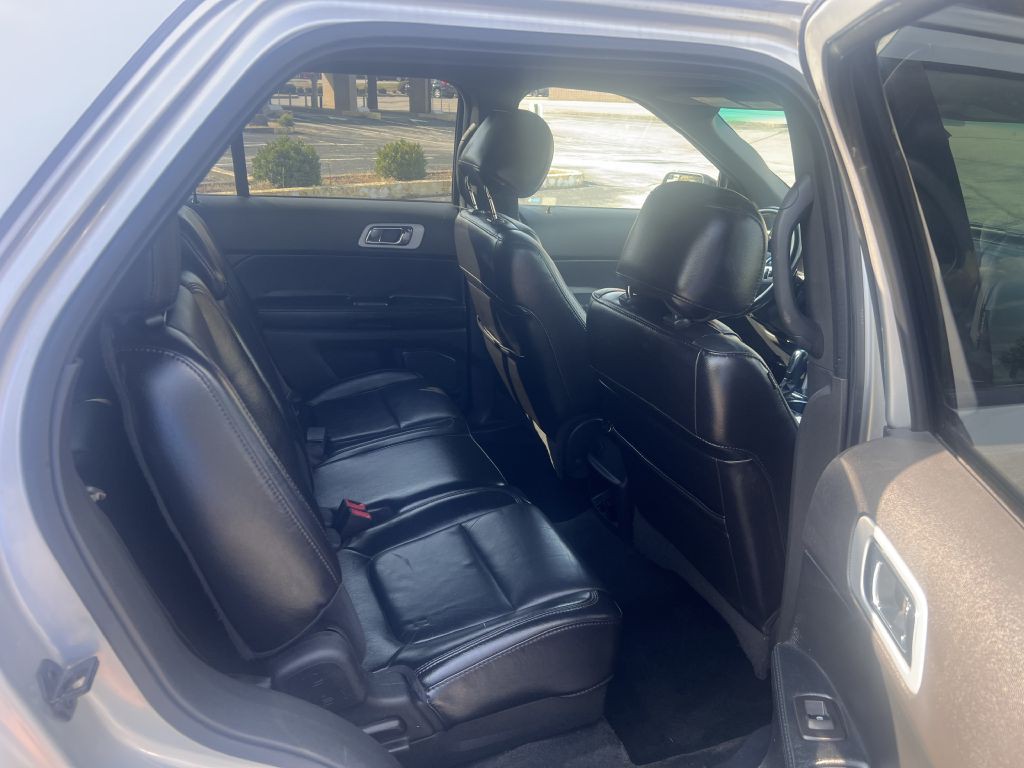 2013 Ford Explorer Image 15