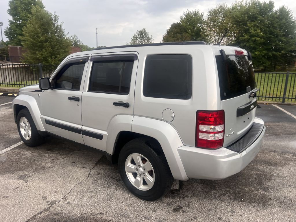 2009 Jeep Liberty Image 7