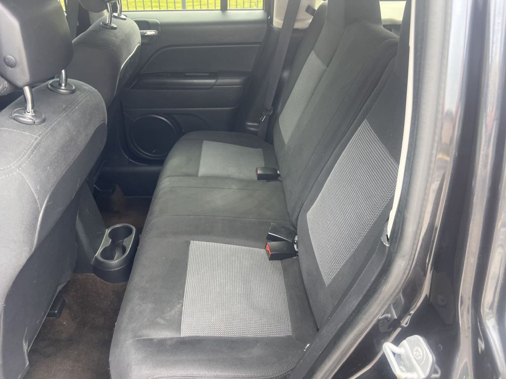 2015 Jeep Patriot Image 10