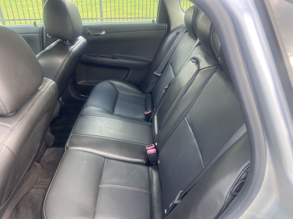 2009 Chevrolet Impala Image 10