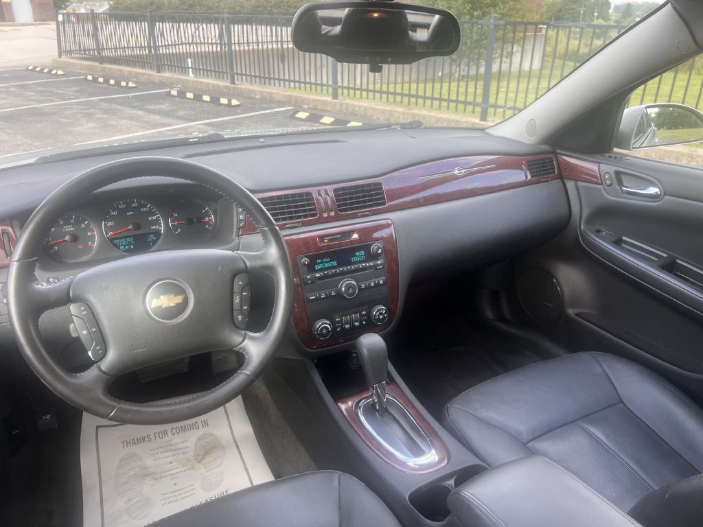 2009 Chevrolet Impala Image 11