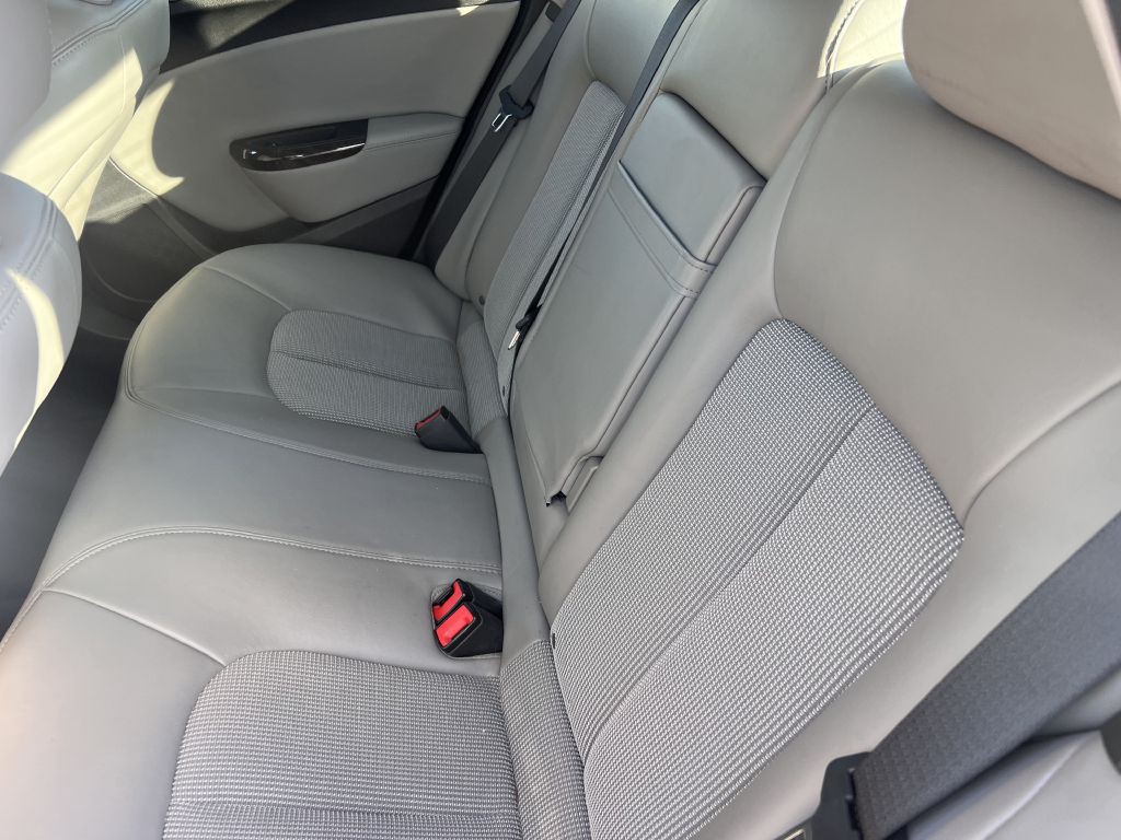 2014 Buick Verano Image 10