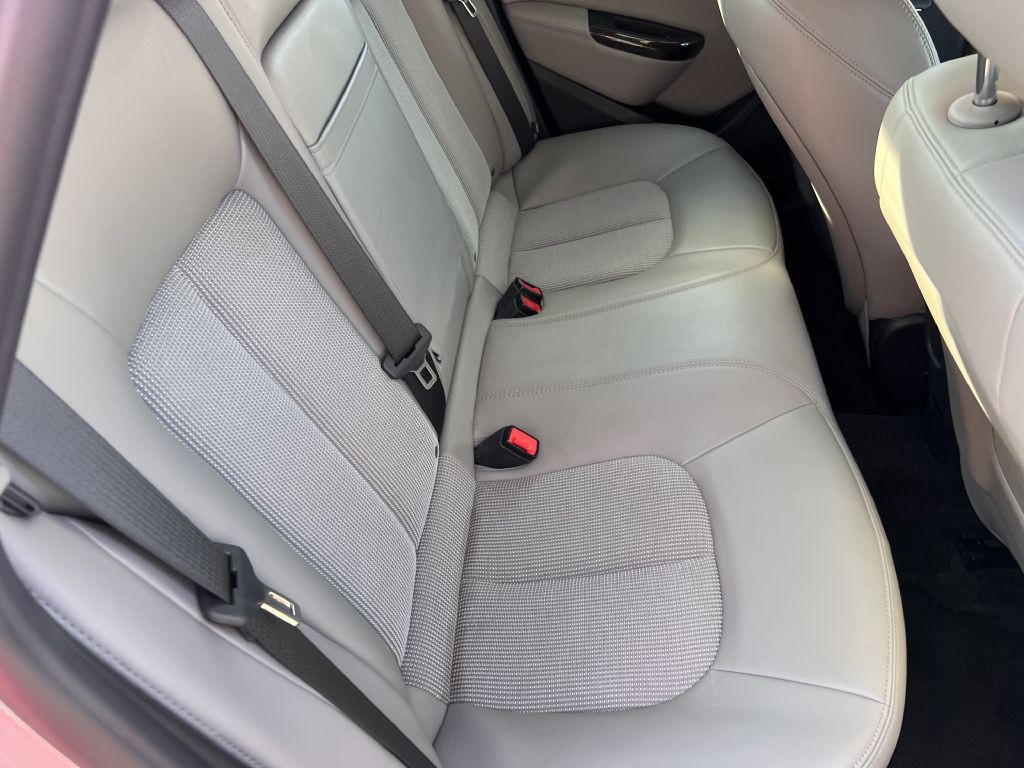 2014 Buick Verano Image 12