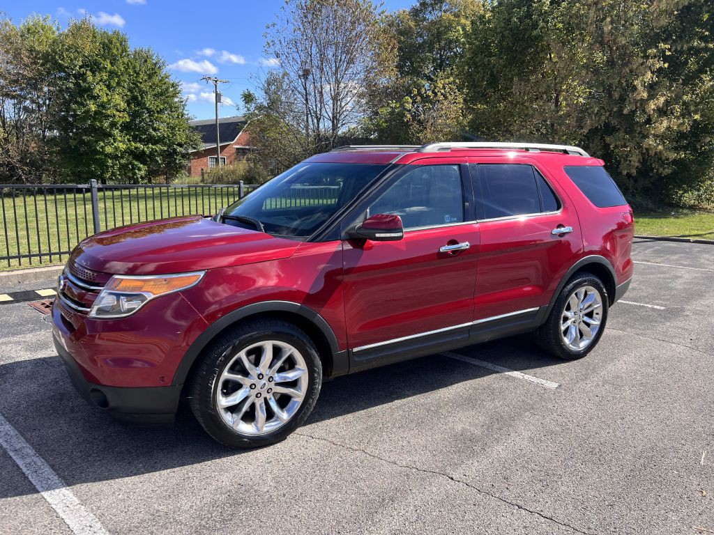 2015 Ford Explorer Image 1