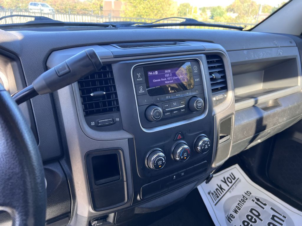 2014 RAM 1500 Image 11