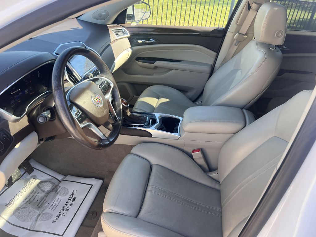 2016 Cadillac SRX Image 9