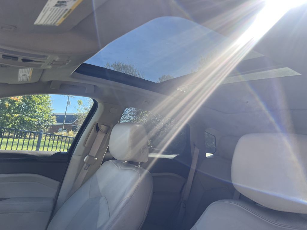 2016 Cadillac SRX Image 10
