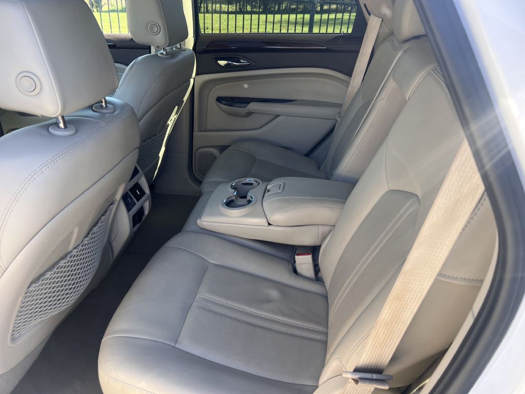 2016 Cadillac SRX Image 11