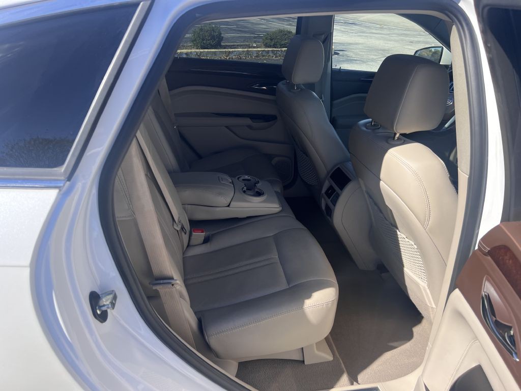 2016 Cadillac SRX Image 13