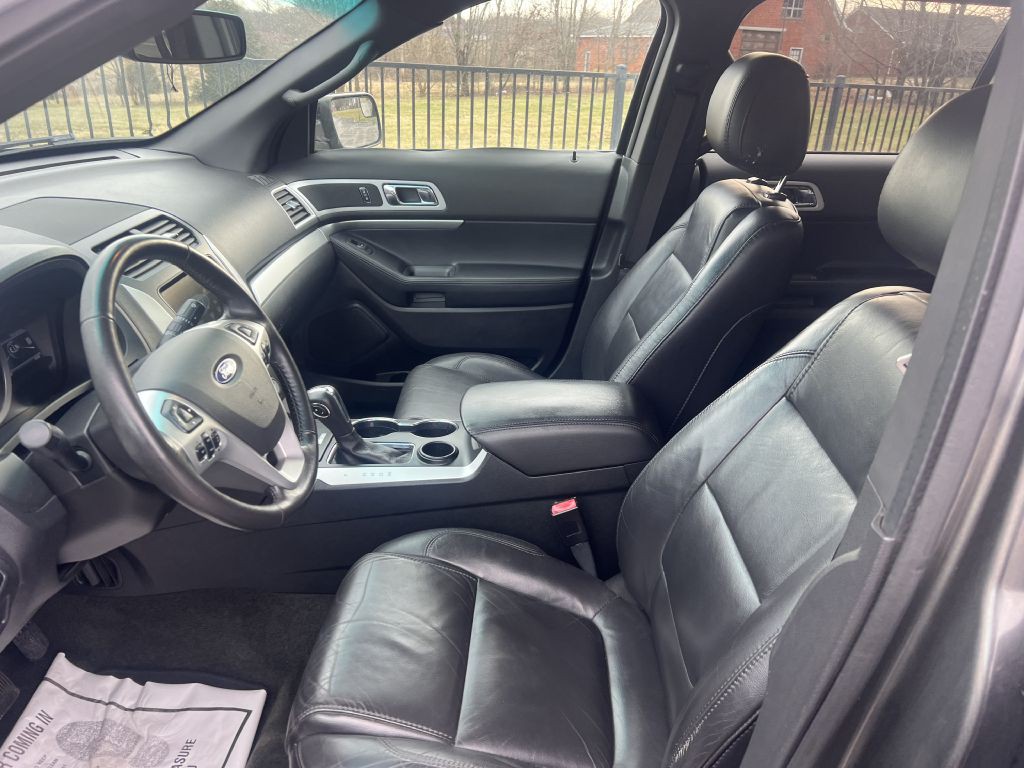 2015 Ford Explorer Image 9