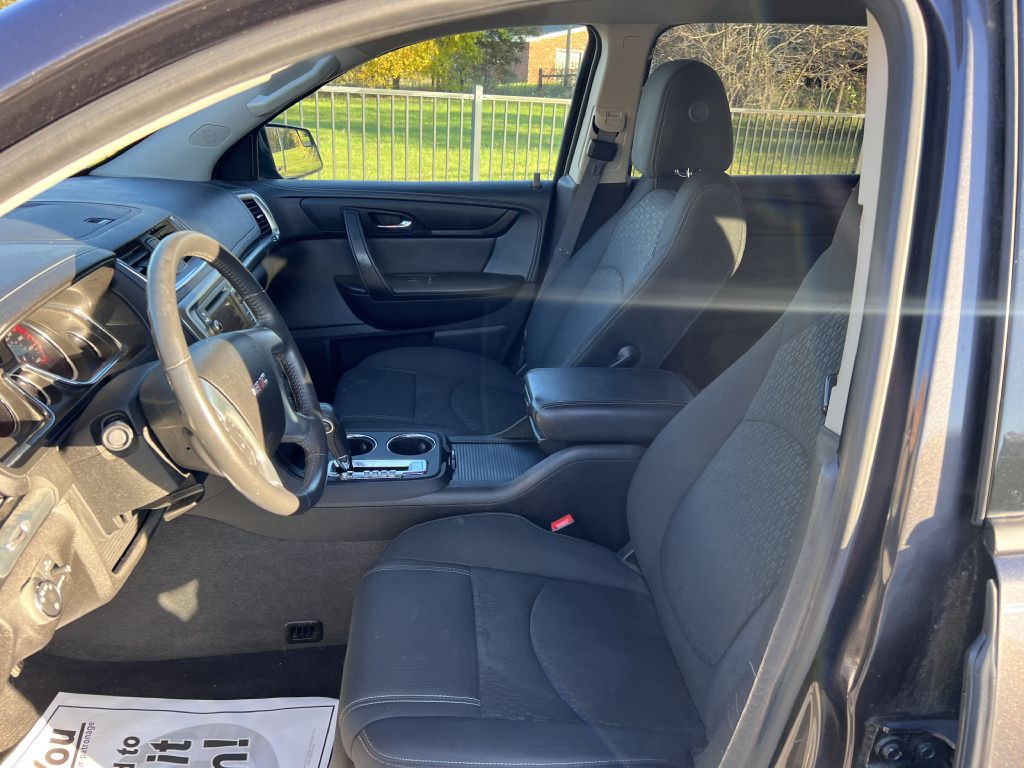 2013 GMC Acadia Image 9