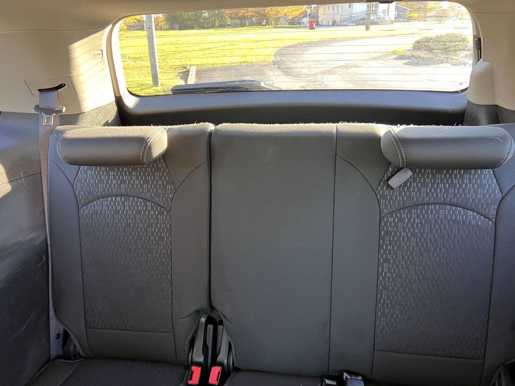 2013 GMC Acadia Image 11