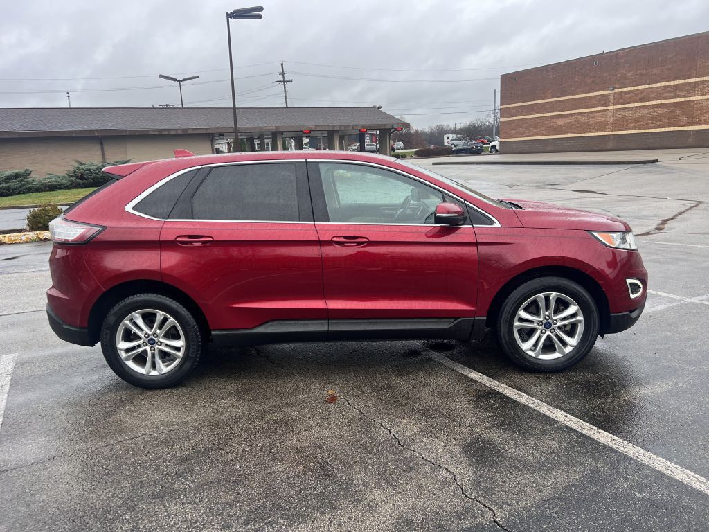 2017 Ford Edge Image 4