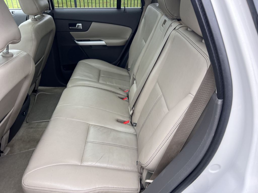 2012 Ford Edge Image 11