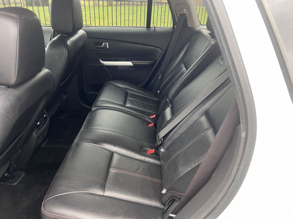 2013 Ford Edge Image 10