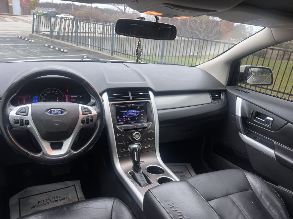 2013 Ford Edge Image 11