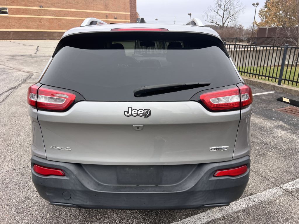 2016 Jeep Cherokee Image 6