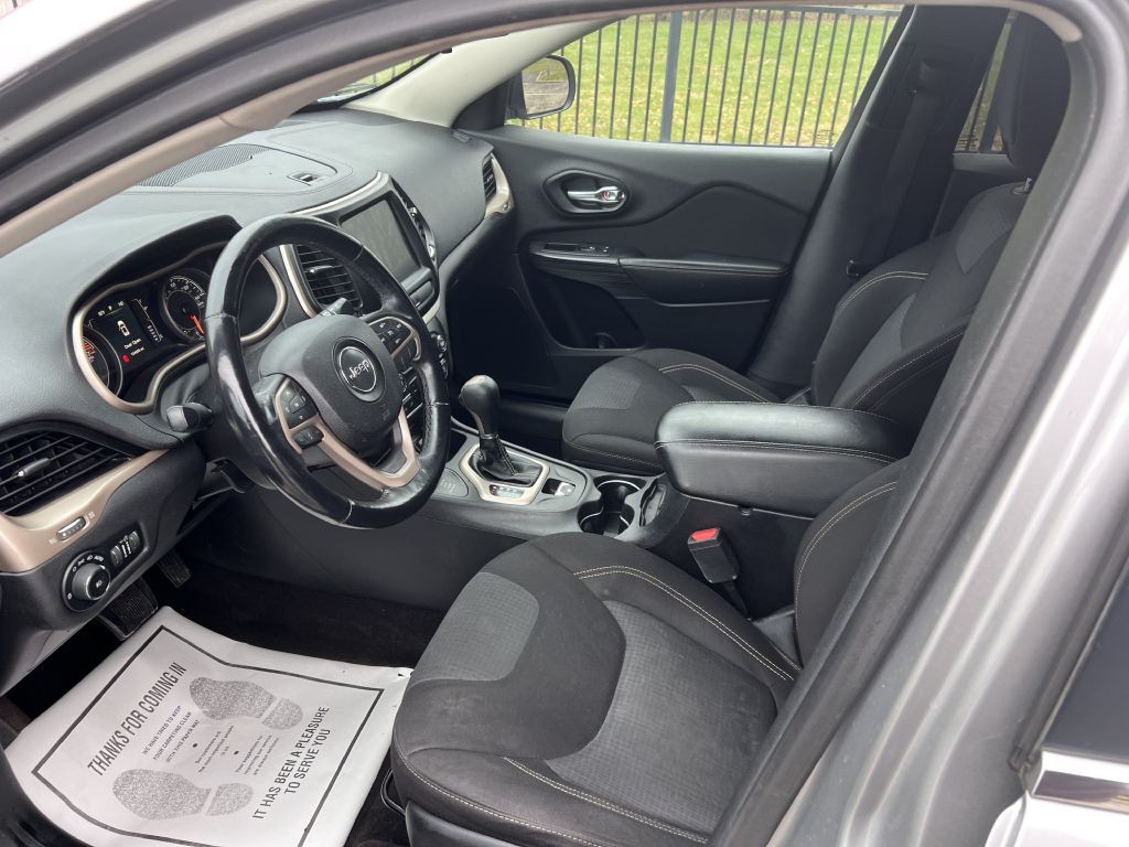2016 Jeep Cherokee Image 9