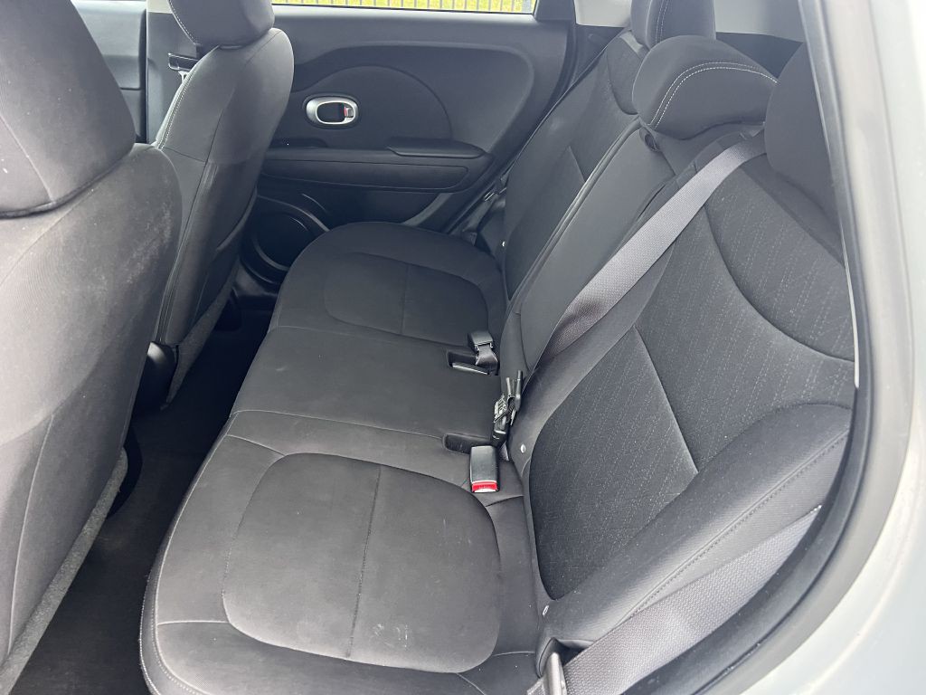 2014 Kia Soul Image 10