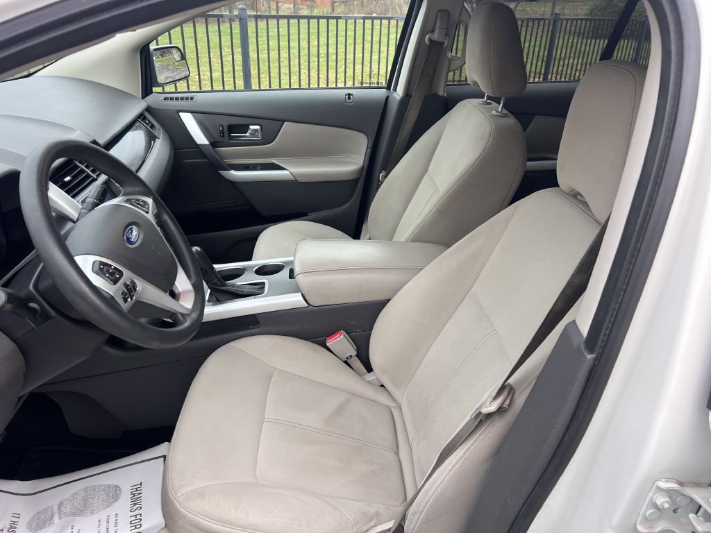 2012 Ford Edge Image 9