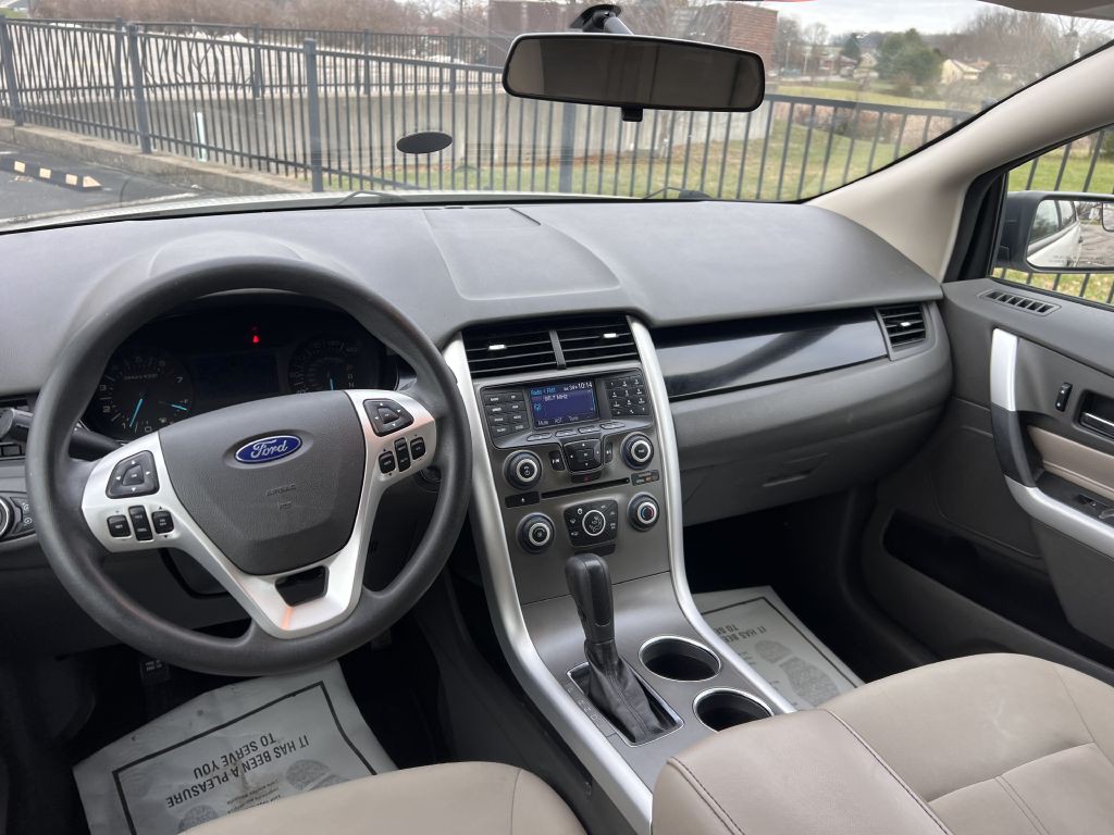 2012 Ford Edge Image 11