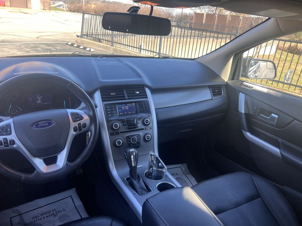 2014 Ford Edge Image 11