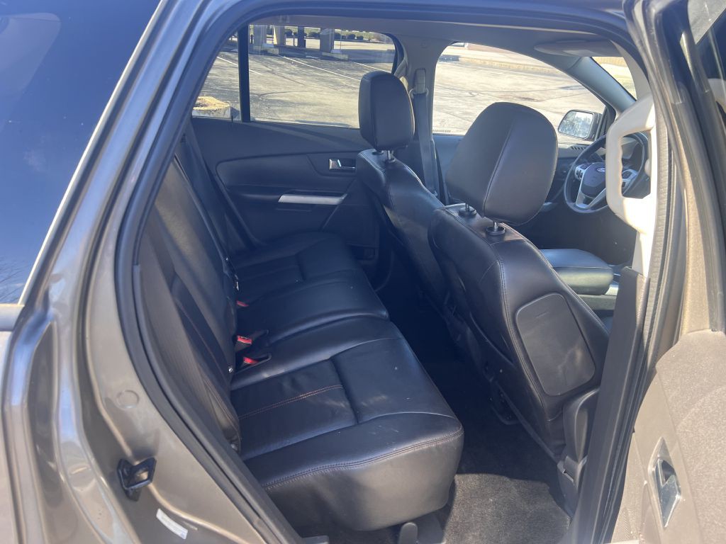 2014 Ford Edge Image 13