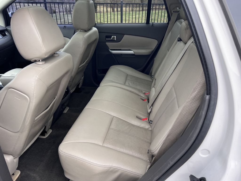 2013 Ford Edge Image 10