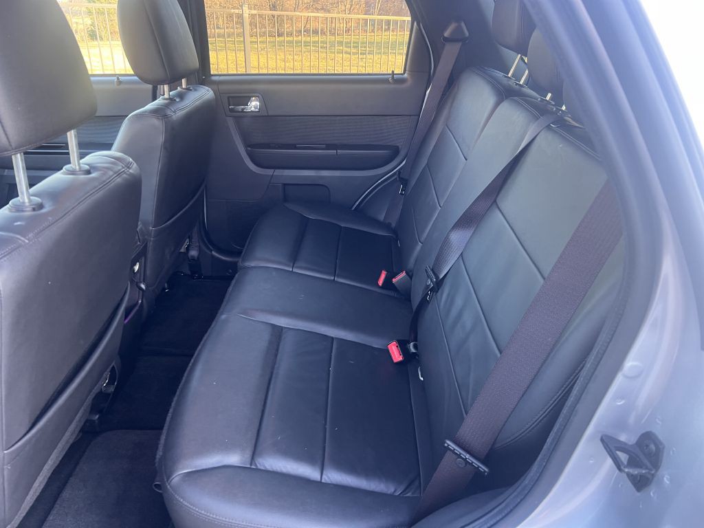 2010 Ford Escape Image 10