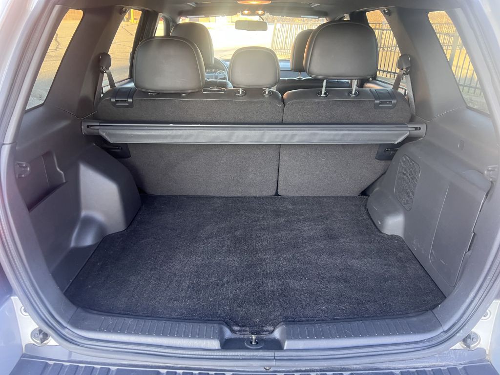 2010 Ford Escape Image 12
