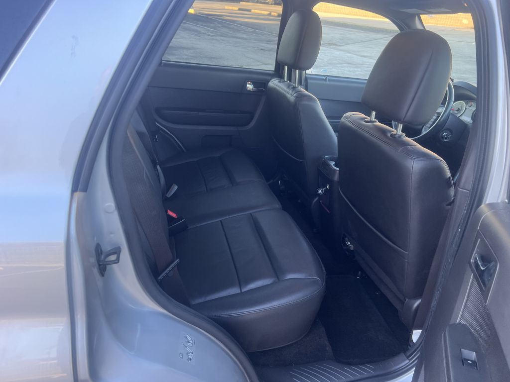 2010 Ford Escape Image 13