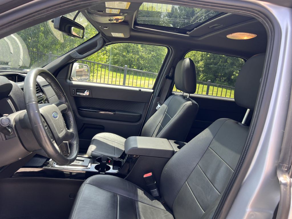 2010 Ford Escape Image 9