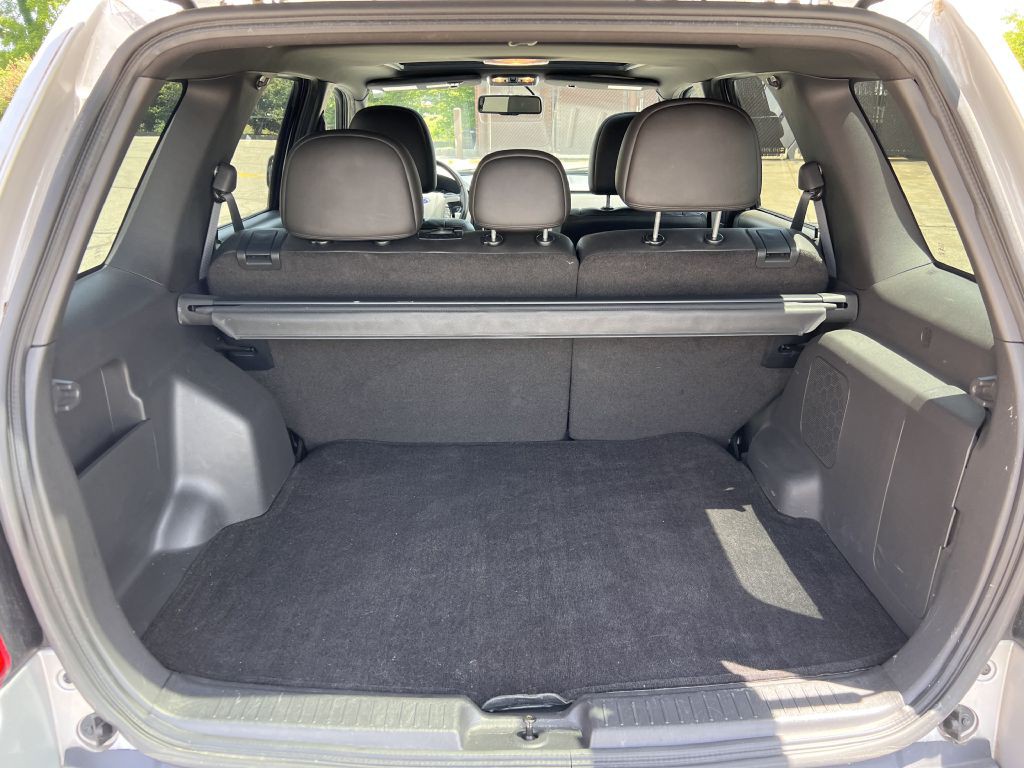 2010 Ford Escape Image 12