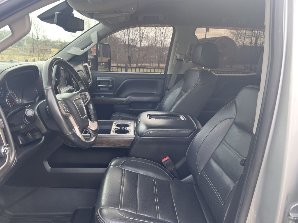 2019 GMC Sierra Image 9