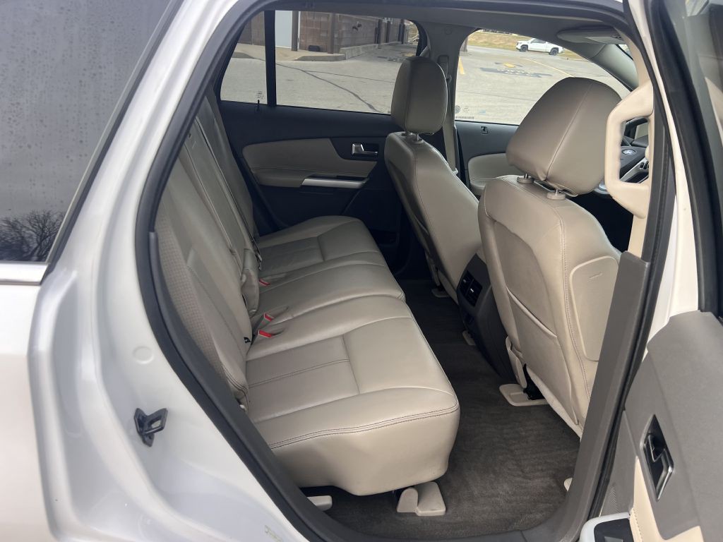 2013 Ford Edge Image 13