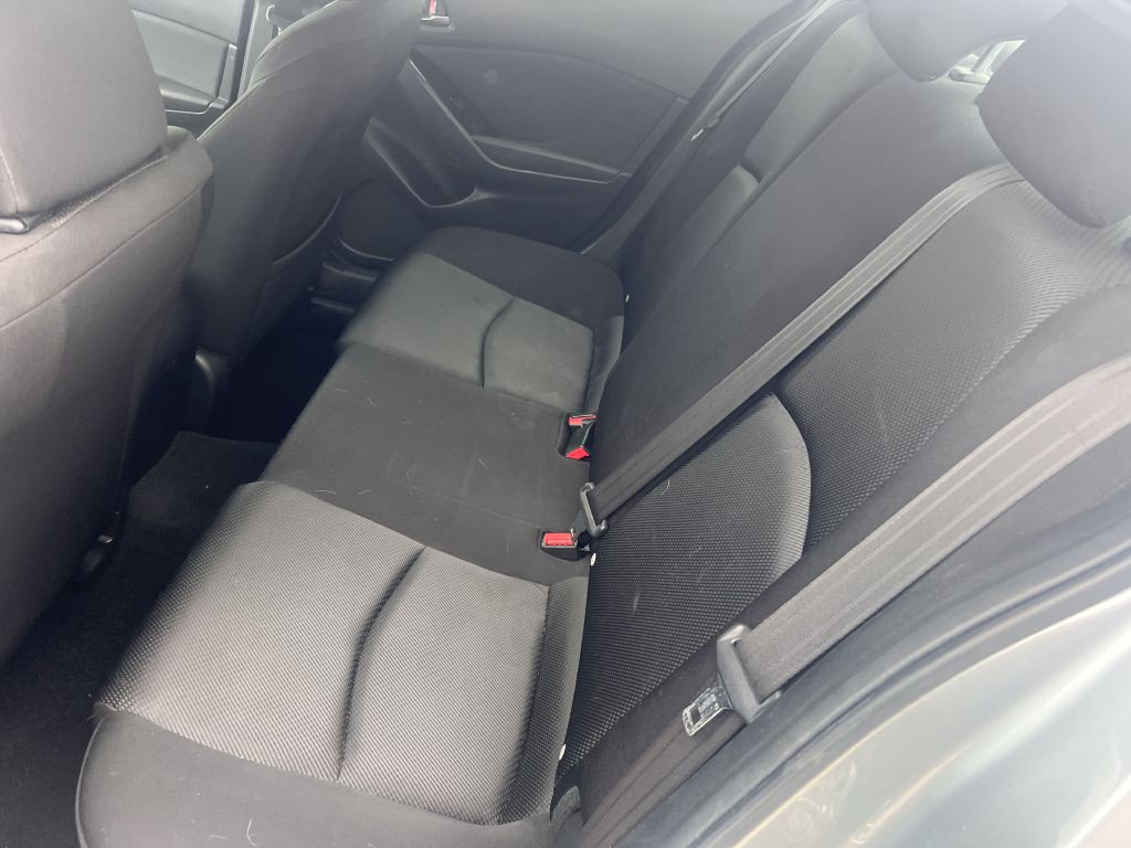 2017 Mazda Mazda3 Image 10