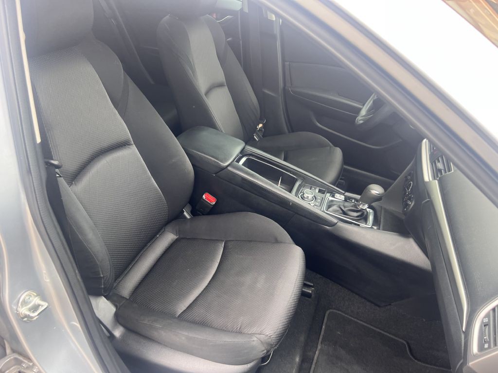 2017 Mazda Mazda3 Image 13