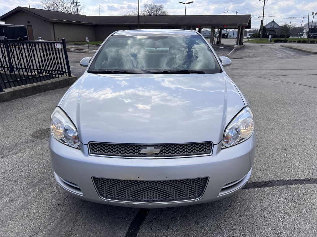 2016 Chevrolet Impala Image 2