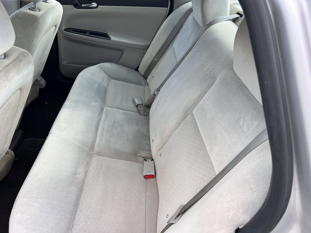 2016 Chevrolet Impala Image 11