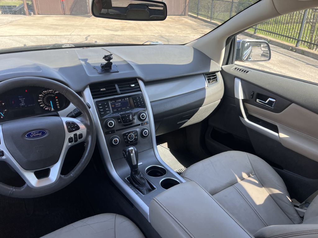 2014 Ford Edge Image 11